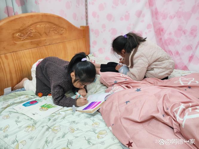 姐妹宅家一个月怕冷场？共度版本大全花样不重样