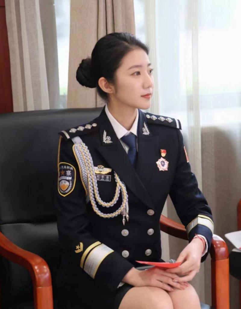 警花张津俞安卓最新安装包哪找？实测有效下载渠道推荐！